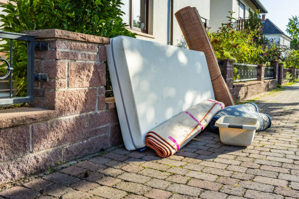 Best Mattress Disposal  in Pleasanton, TX